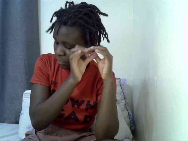 Queenbeea webcam