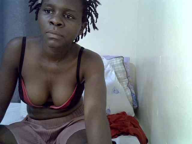 Queenbeea webcam