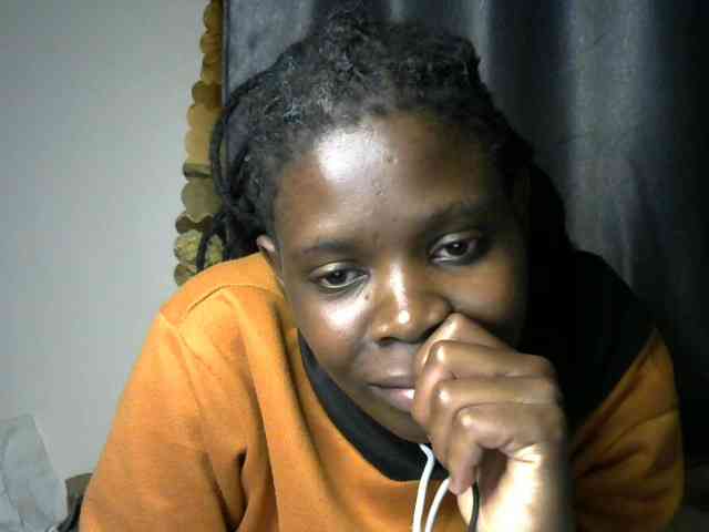 Queenbeea webcam