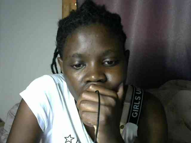 Queenbeea webcam