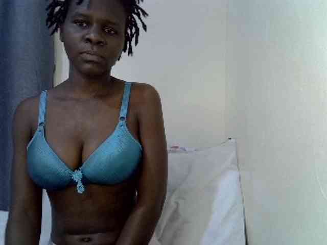Queenbeea webcam