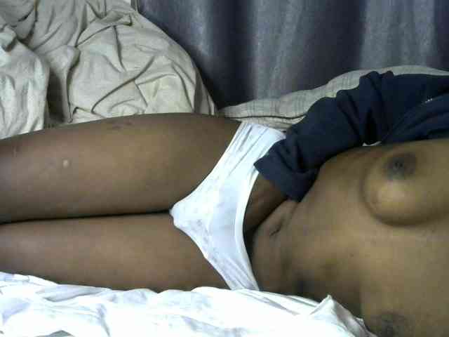 Queenbeea webcam
