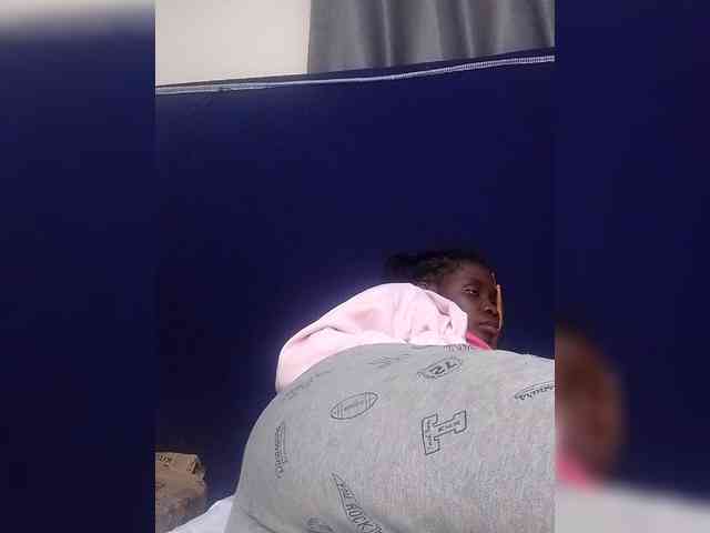 Queenbeea webcam