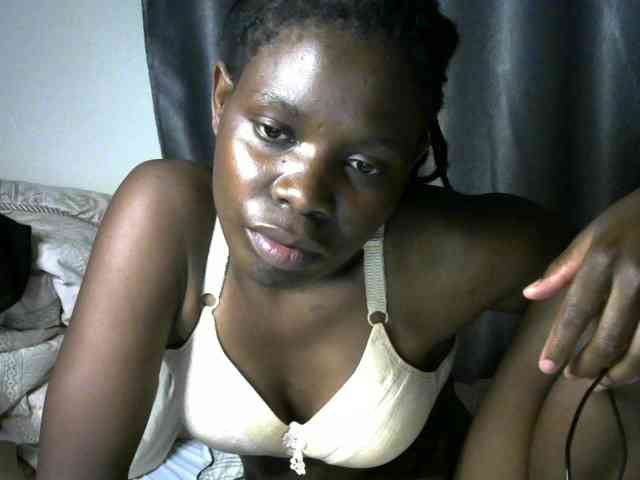 Queenbeea webcam