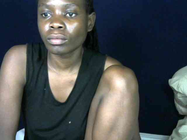 Queenbeea webcam