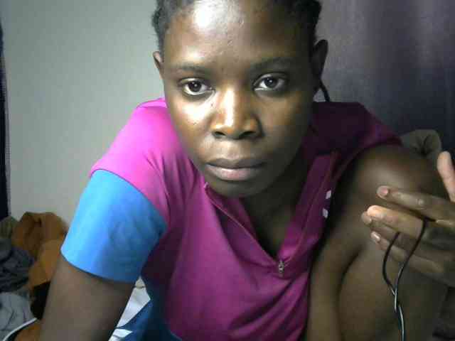 Queenbeea webcam