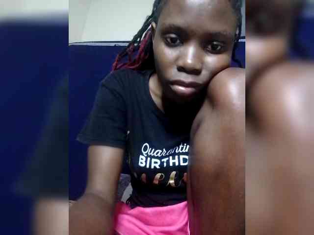 Queenbeea webcam