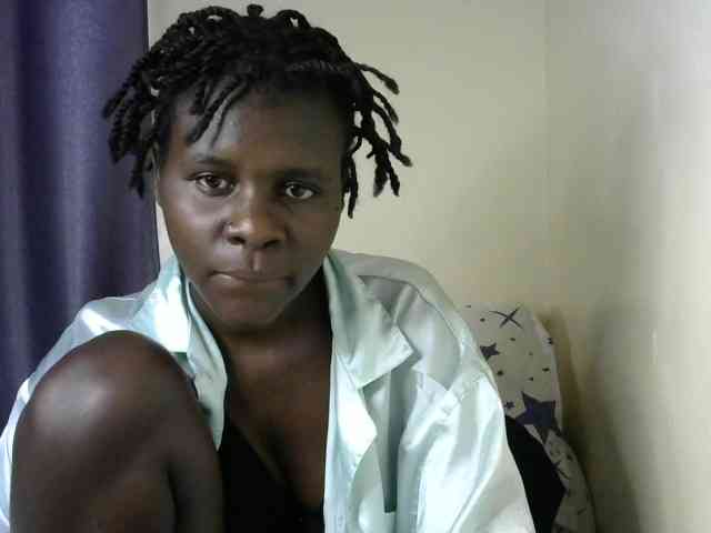 Queenbeea webcam