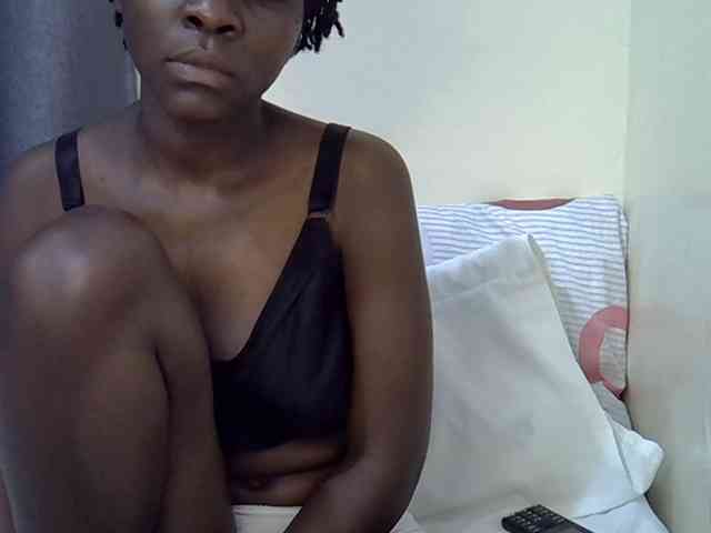 Queenbeea webcam