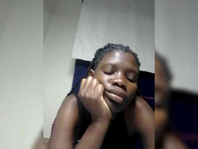 Queenbeea webcam