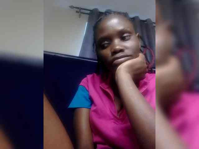 Queenbeea webcam