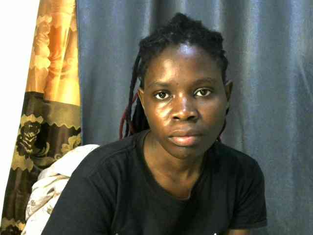 Queenbeea webcam