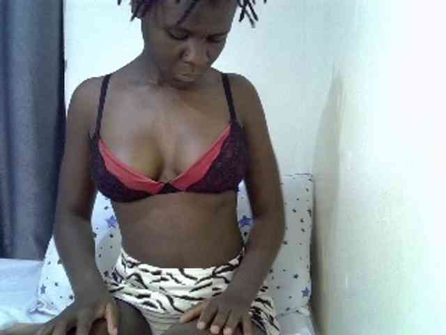 Queenbeea webcam