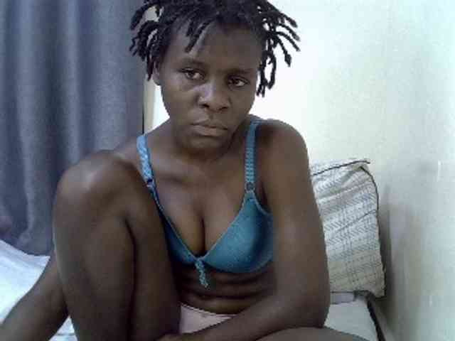 Queenbeea webcam