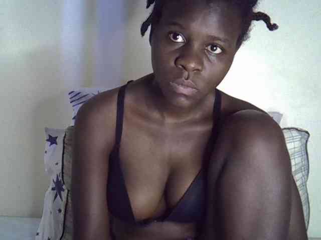 Queenbeea webcam