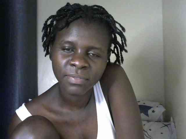 Queenbeea webcam
