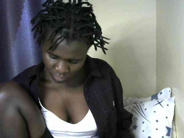 Queenbeea webcam