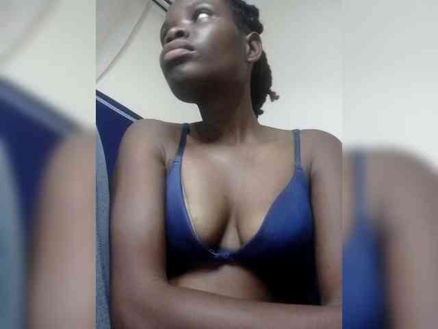 Queenbeea webcam