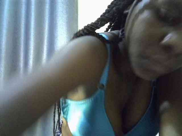 Queenbeea webcam