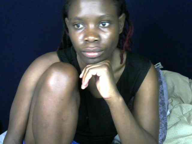 Queenbeea webcam
