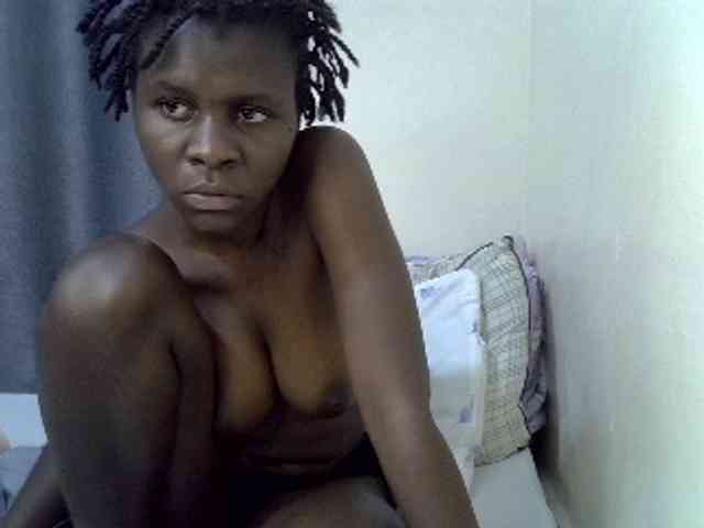 Queenbeea webcam