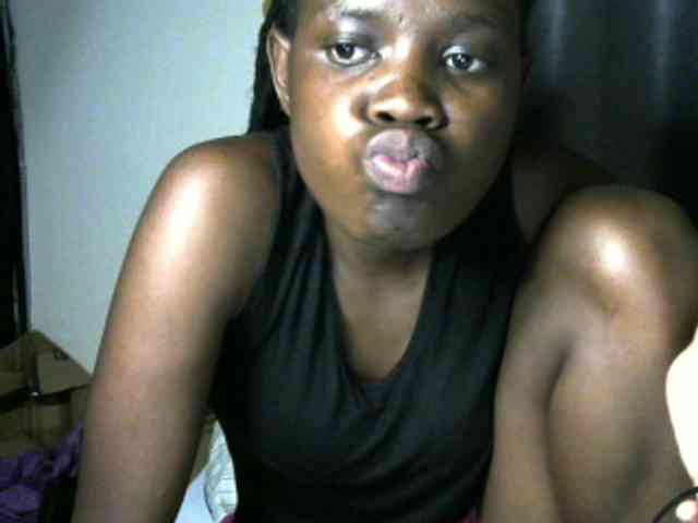 Queenbeea webcam