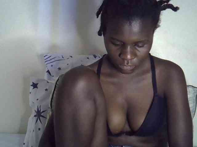 Queenbeea webcam