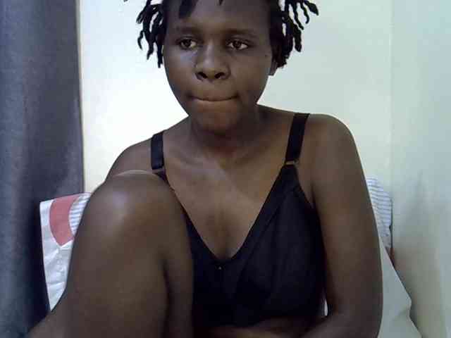 Queenbeea webcam