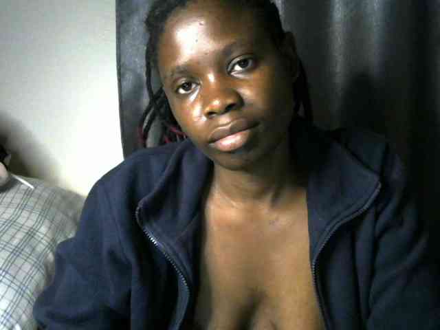 Queenbeea webcam