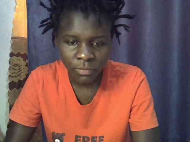 Queenbeea webcam
