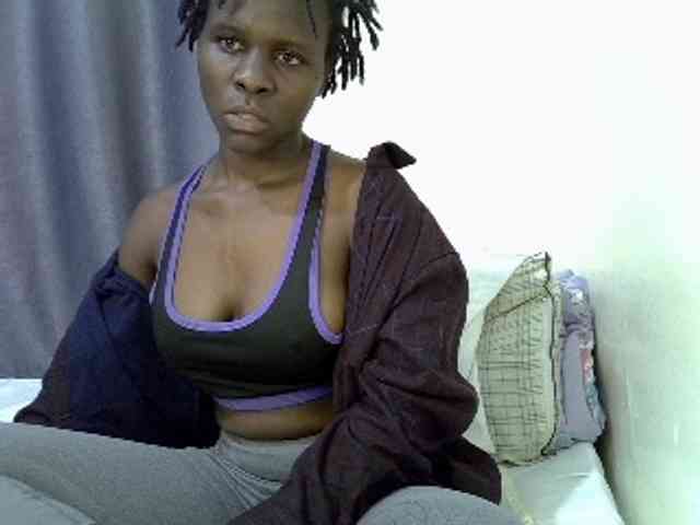 Queenbeea webcam