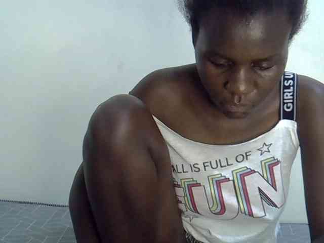 Queenbeea
