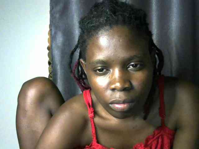 Queenbeea webcam