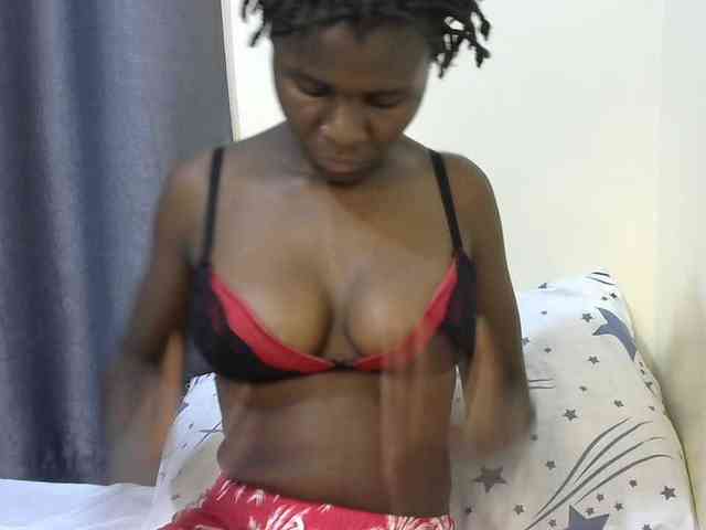 Queenbeea webcam