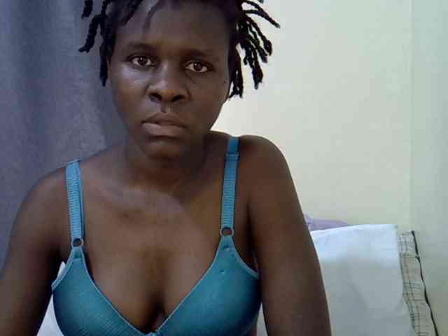 Queenbeea webcam