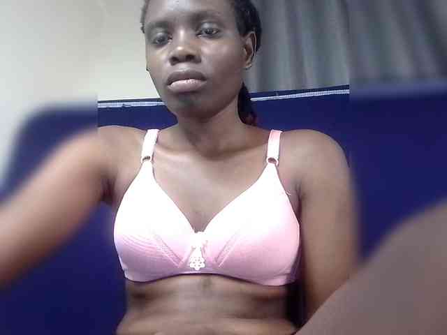 Queenbeea webcam
