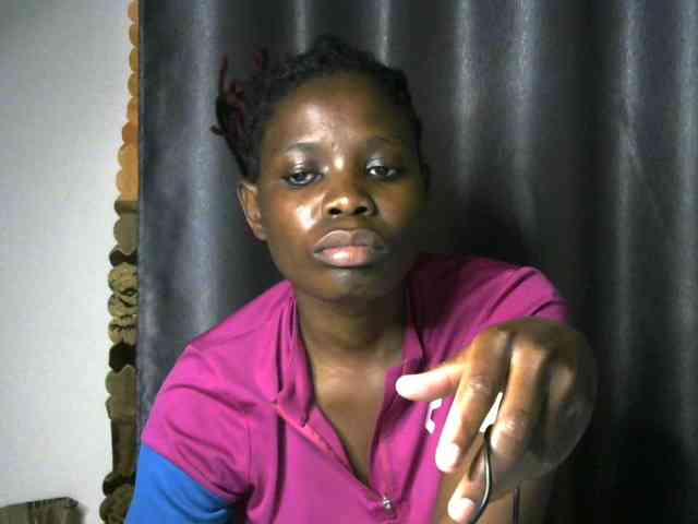 Queenbeea webcam