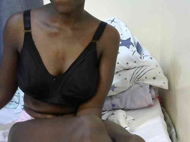 Queenbeea webcam