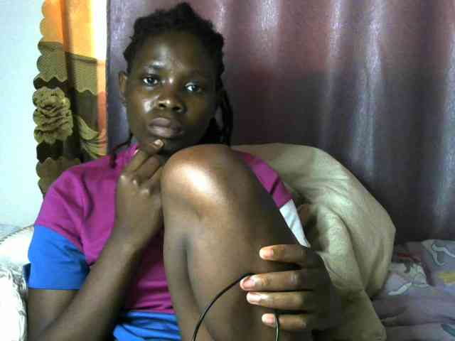 Queenbeea webcam