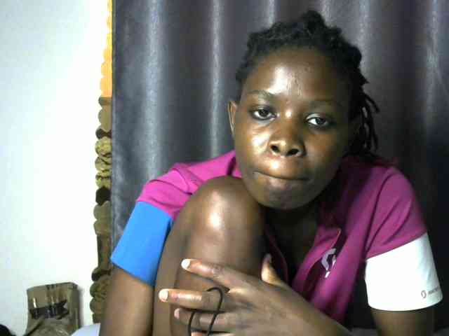 Queenbeea webcam