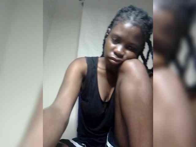 Queenbeea webcam