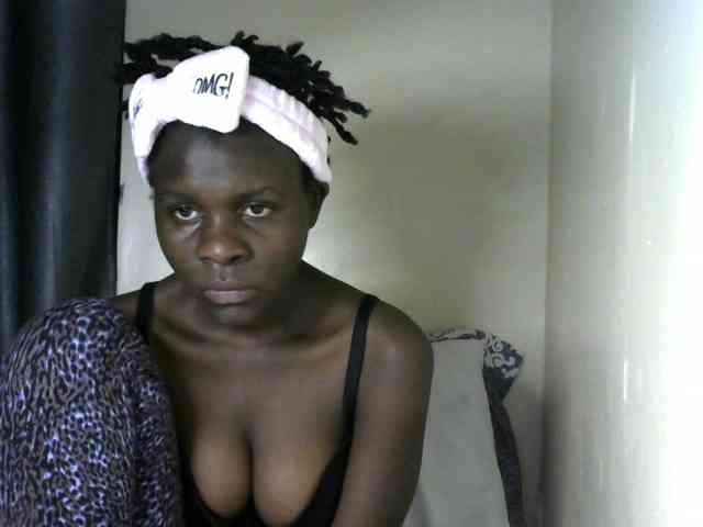 Queenbeea webcam
