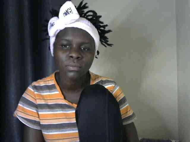 Queenbeea webcam