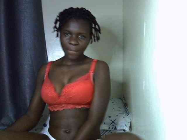 Queenbeea webcam
