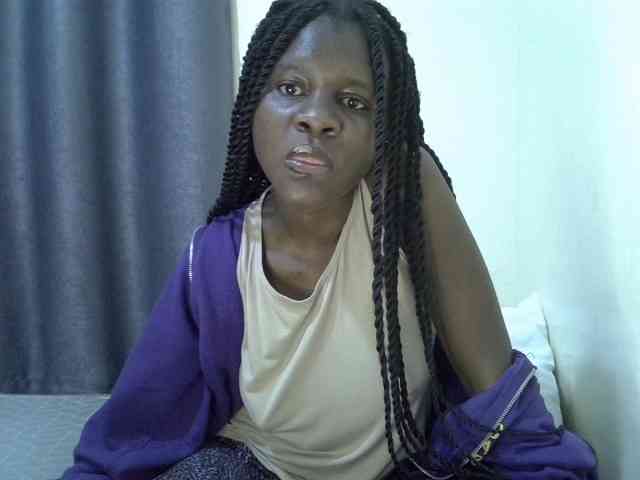 Queenbeea webcam