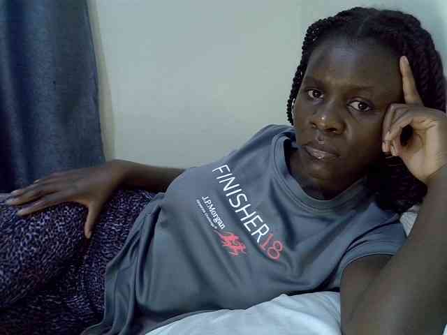 Queenbeea webcam