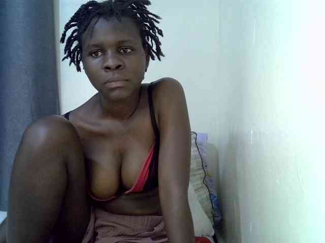 Queenbeea webcam