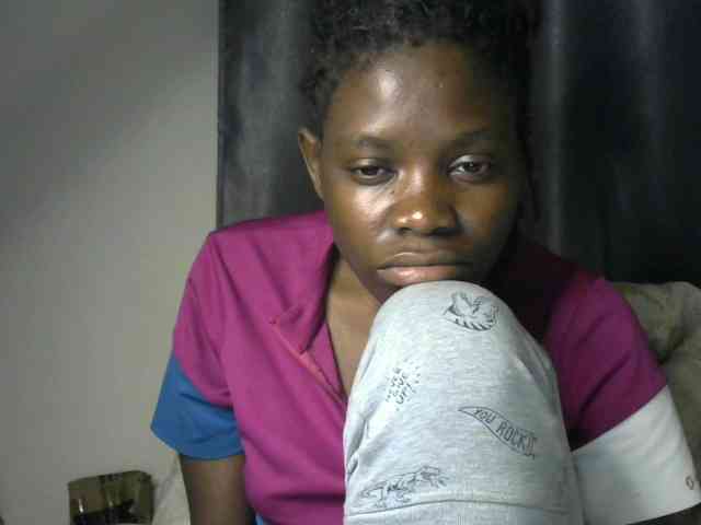 Queenbeea webcam