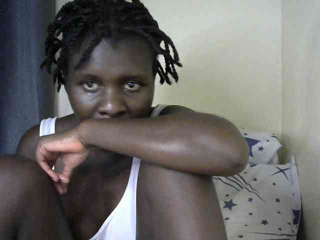Queenbeea webcam