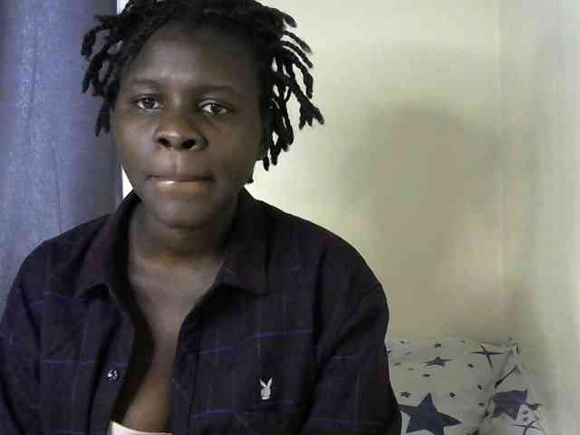 Queenbeea webcam